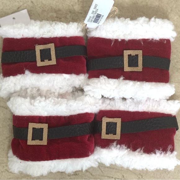 Pottery Barn Santa's Belt Napkin Rings - Set Of 4 - Picture 2 of 6